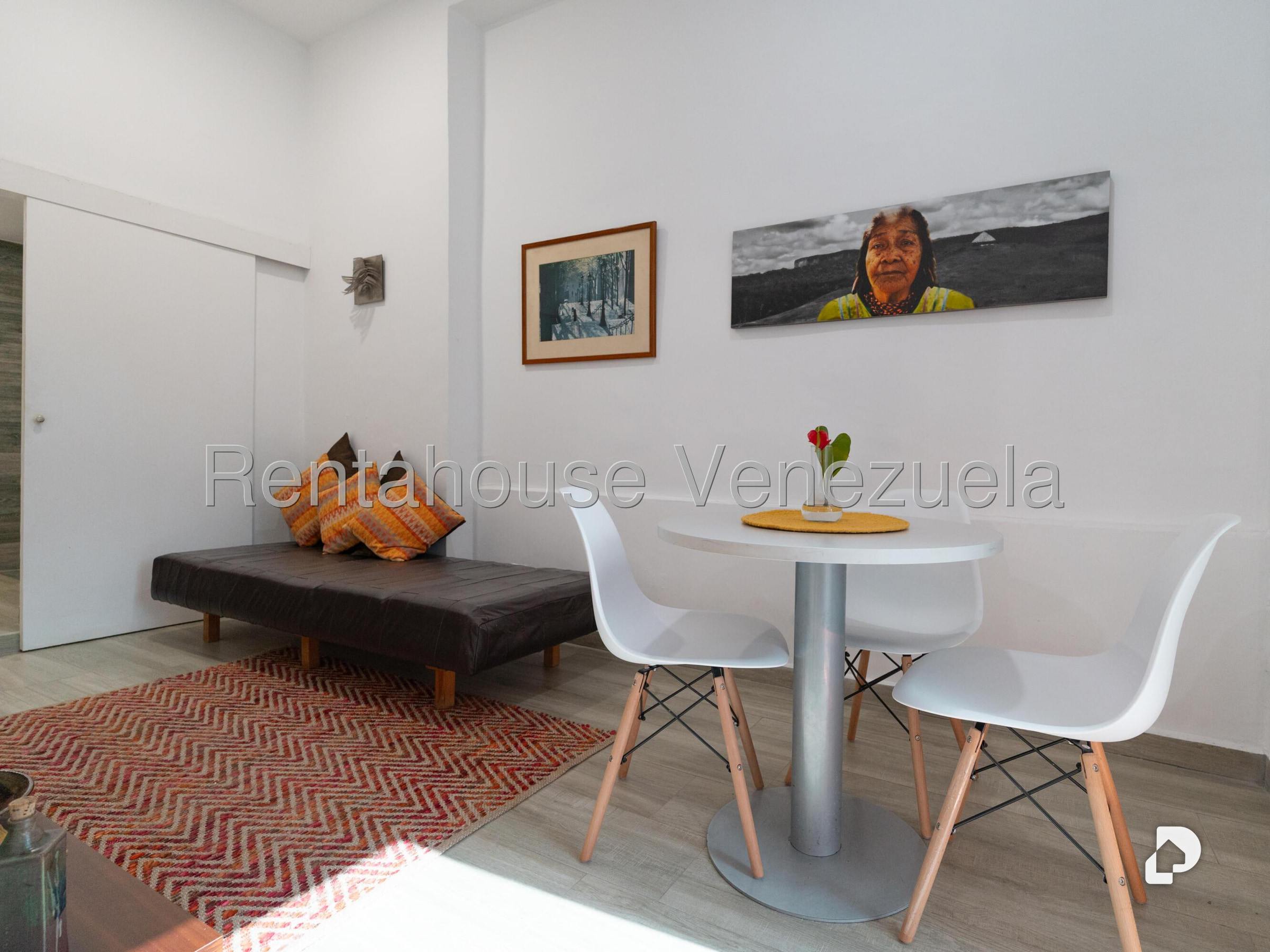 Oficina en Altamira, Caracas – 23