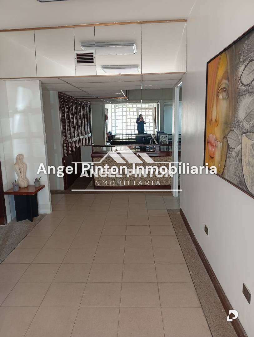 Oficina en Santa Rita, Maracaibo – 5