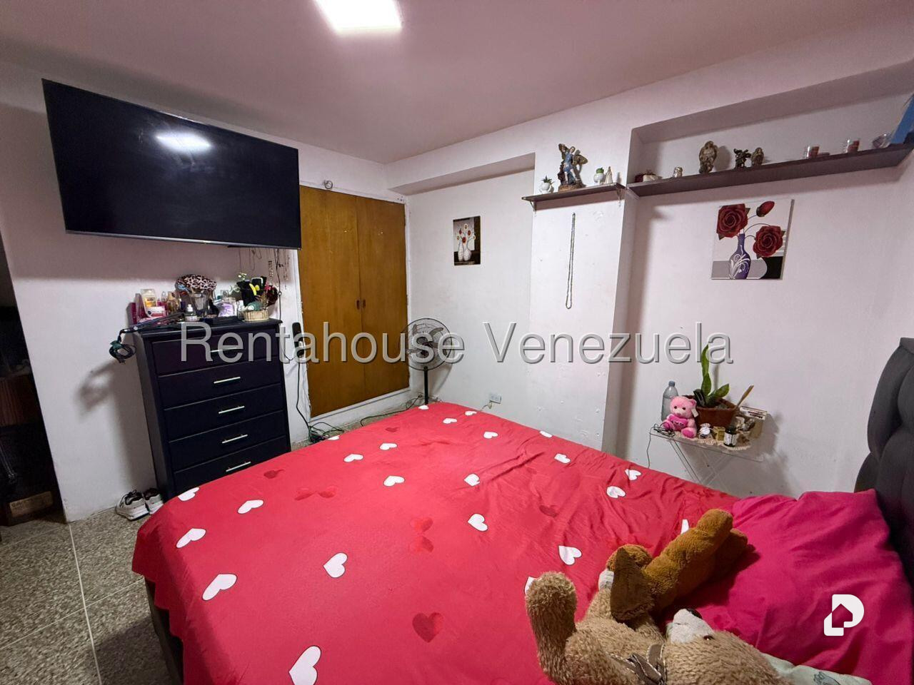 Apartamento en Parroquia Altagracia, Caracas – 11