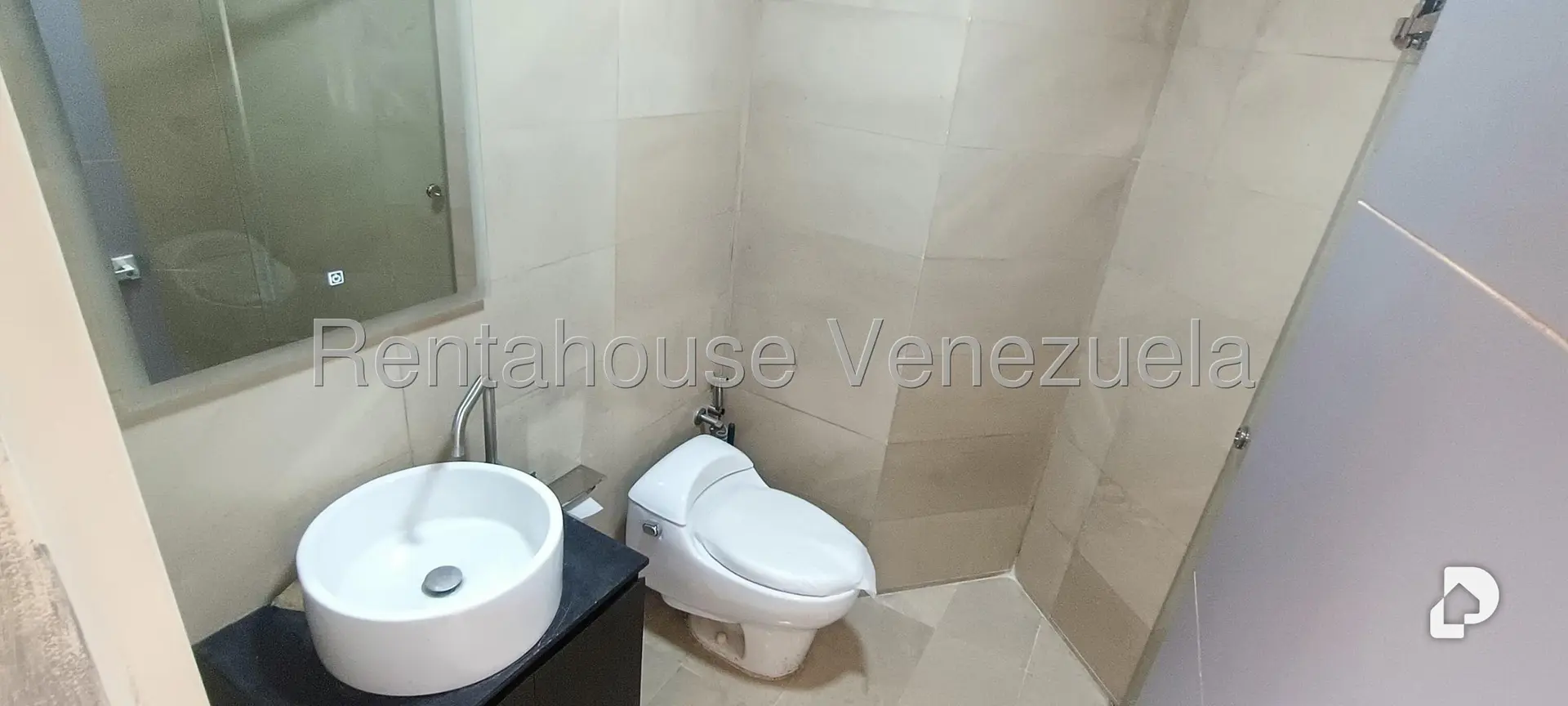 Apartamento en El Rosal, Caracas – 17