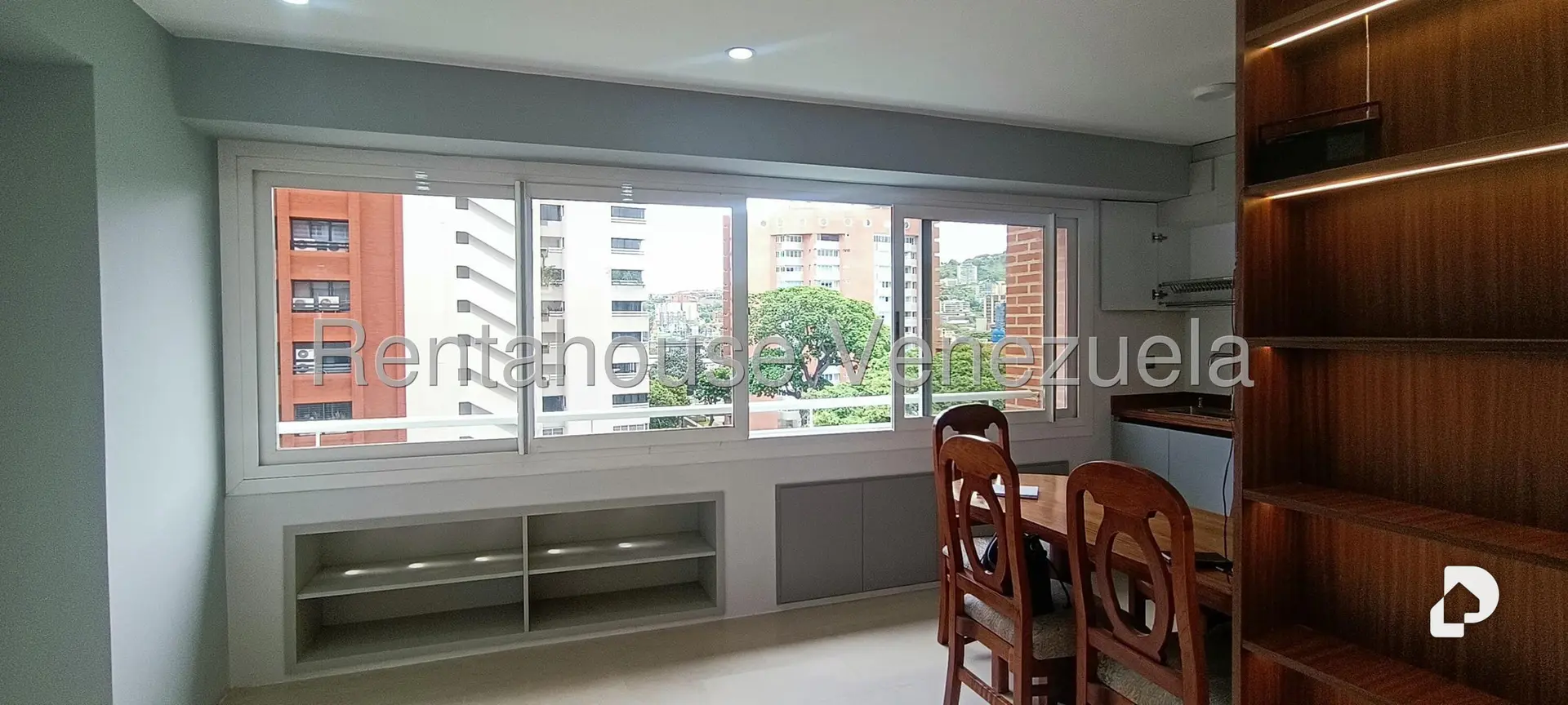 Apartamento en El Rosal, Caracas – 2