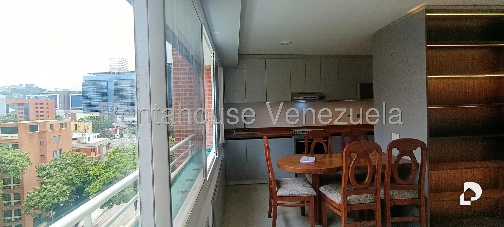 Apartamento en El Rosal, Caracas – 12