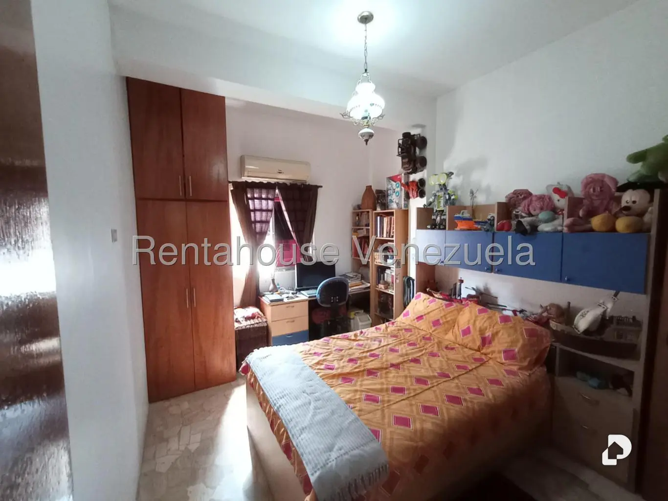 Apartamento en El Paraíso, Caracas – 23