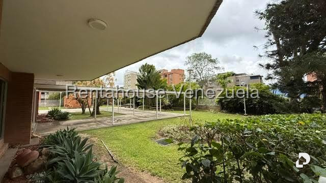 Apartamento en Los Naranjos (del Cafetal), Caracas – 2