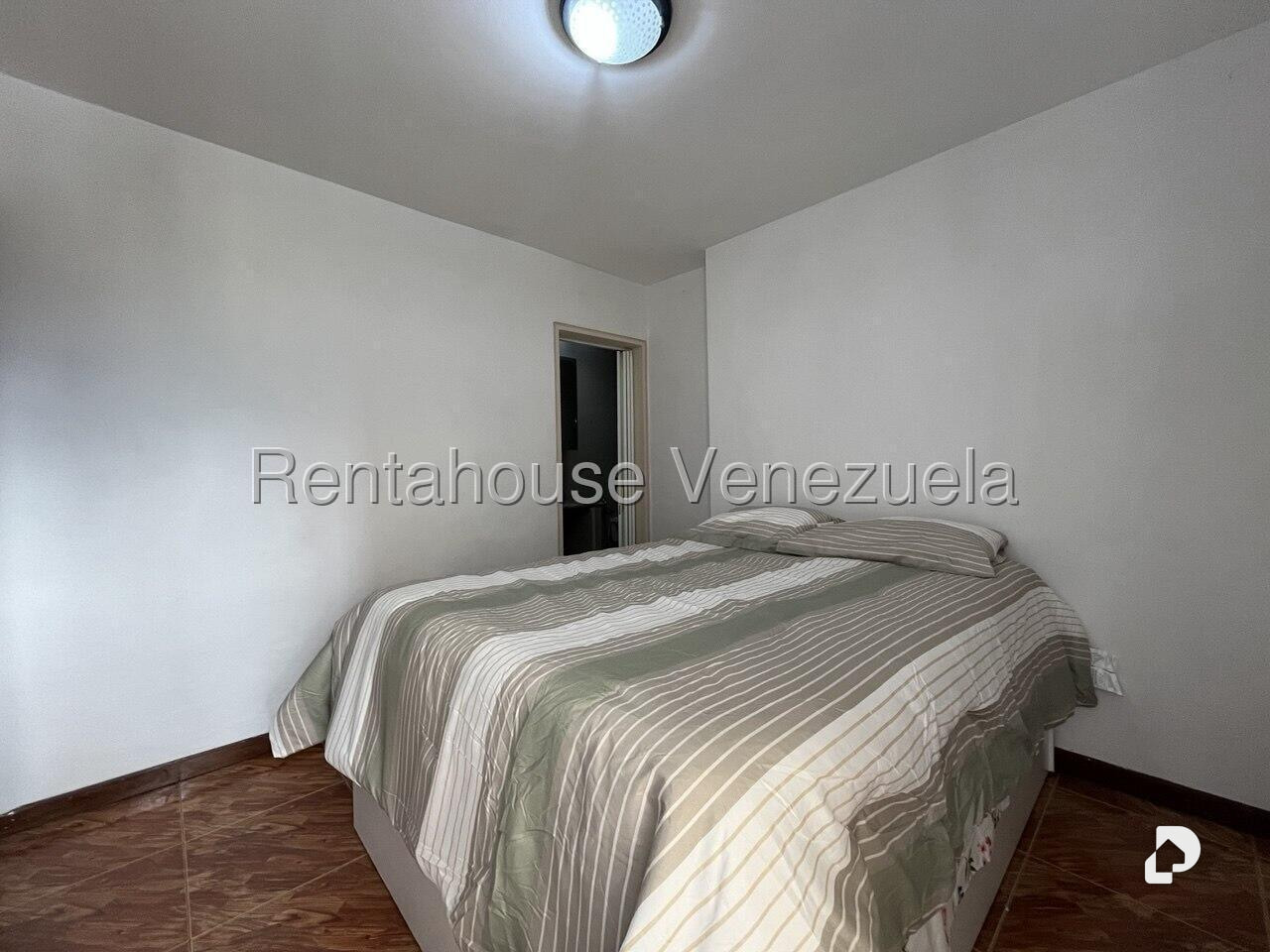 Apartamento en El Paraíso, Caracas – 15