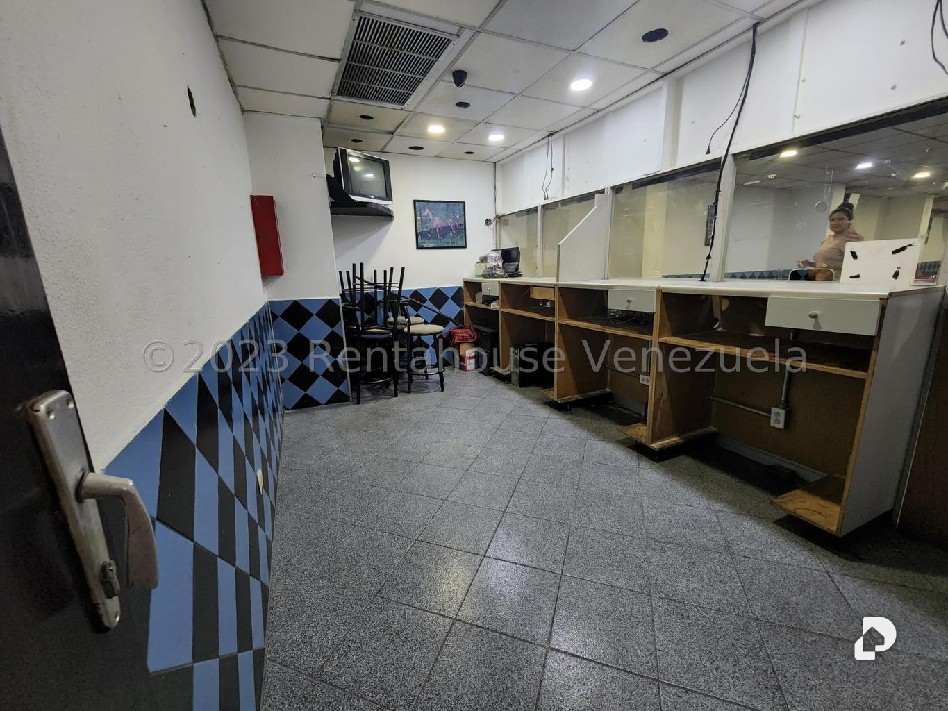Local comercial en San Jose, Caracas – 14