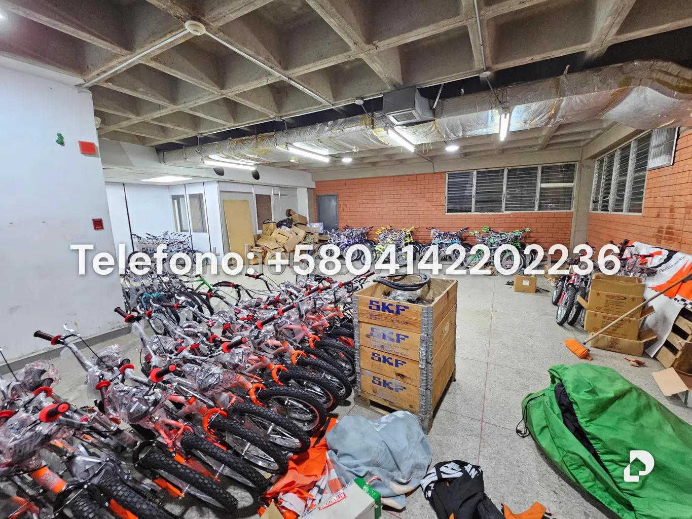 Local comercial en La Urbina, Caracas – 7