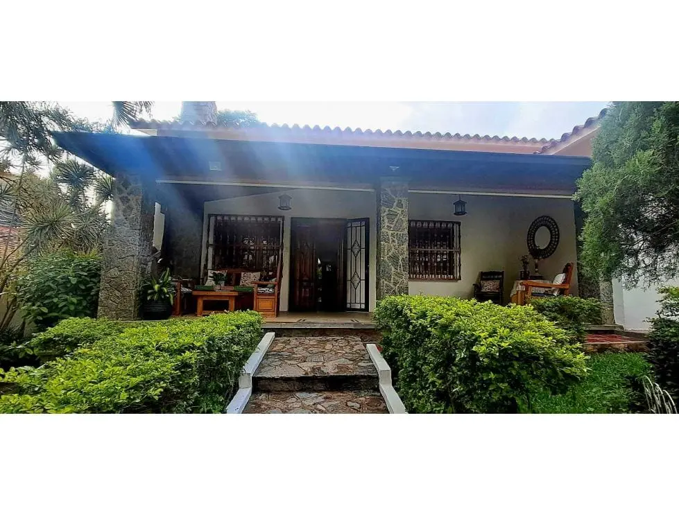 Casa en Altamira, Caracas - 1