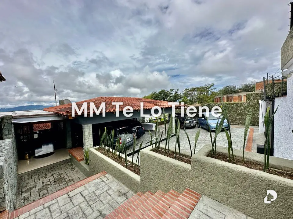 Casa en La Lagunita, Caracas – 30