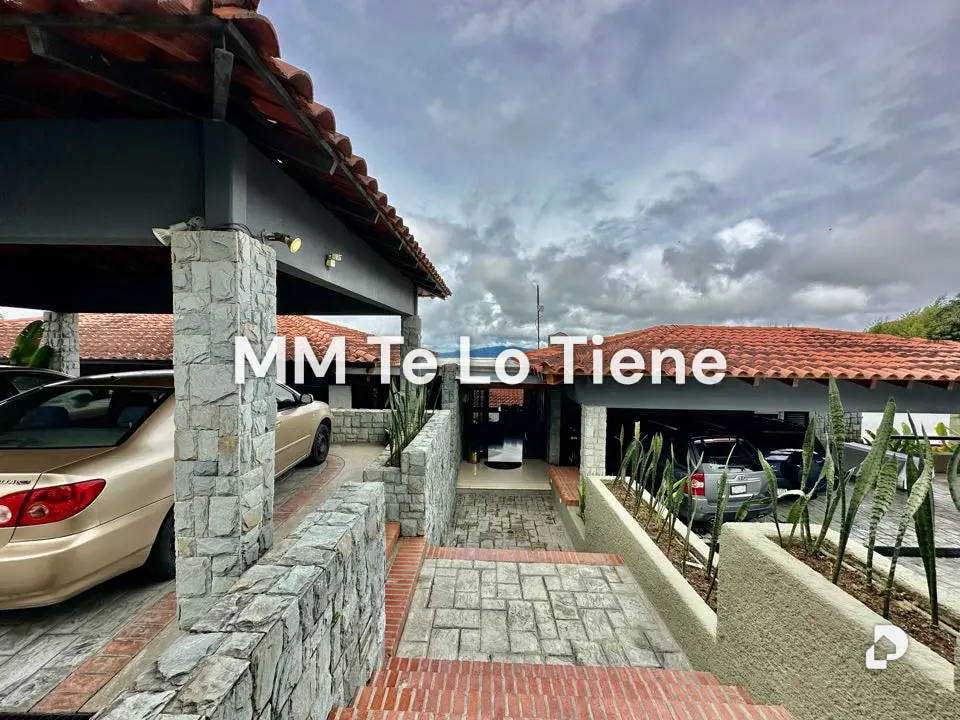 Casa en La Lagunita, Caracas – 29