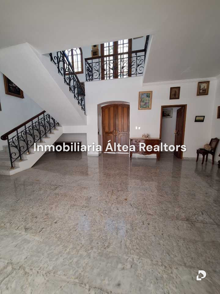 Casa en Colinas de Tamanaco, Caracas – 4