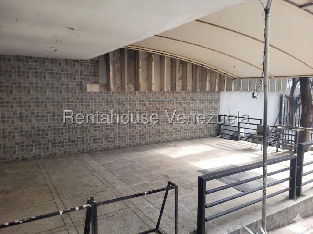 Local comercial en Caracas - 1
