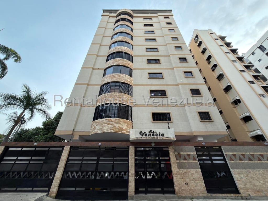 Apartamento en San Isidro, Maracay - 1