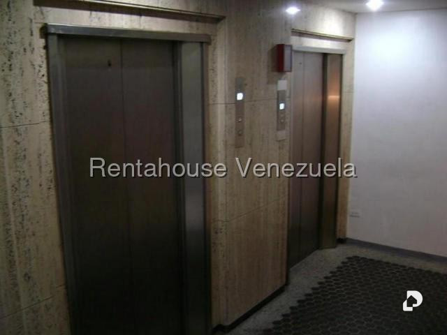 Apartamento en Los Palos Grandes, Caracas – 3