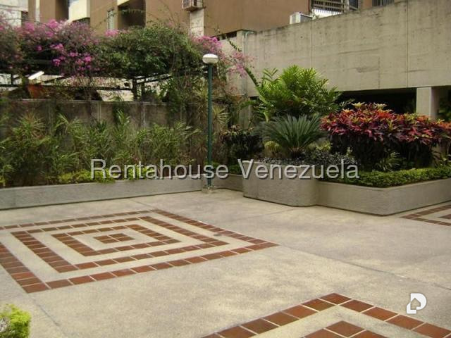 Apartamento en Los Palos Grandes, Caracas – 2