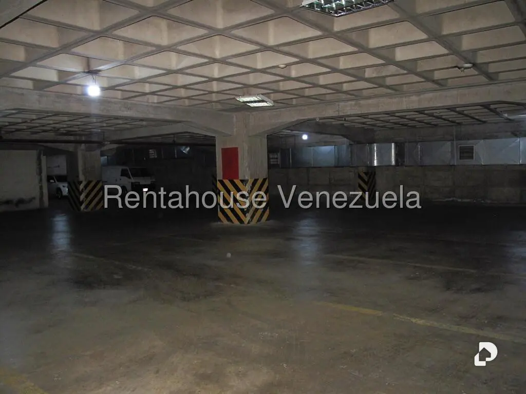 Warehouse in La Yaguara, Caracas – 16