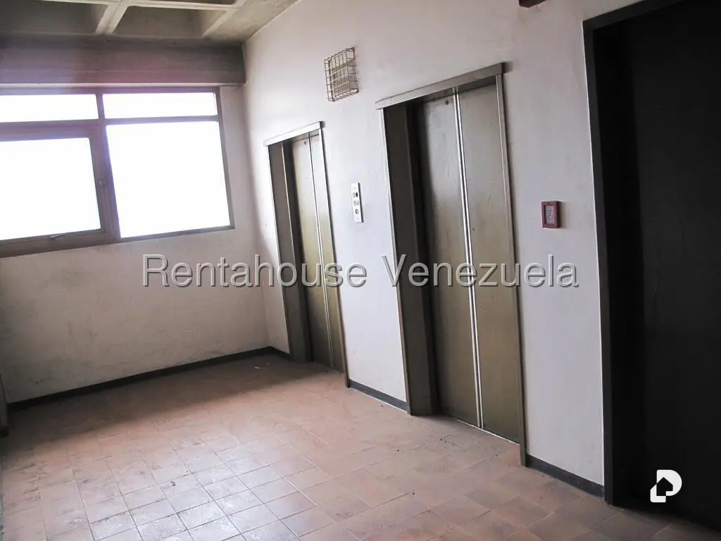 Warehouse in La Yaguara, Caracas – 1