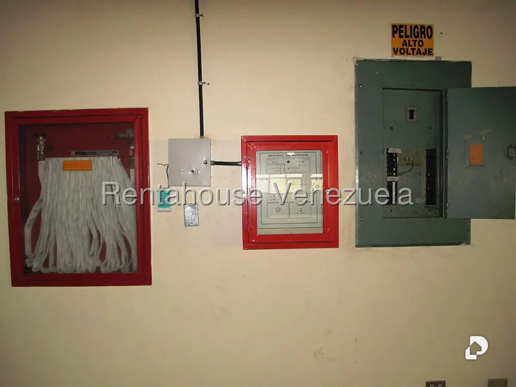 Warehouse in La Yaguara, Caracas – 12