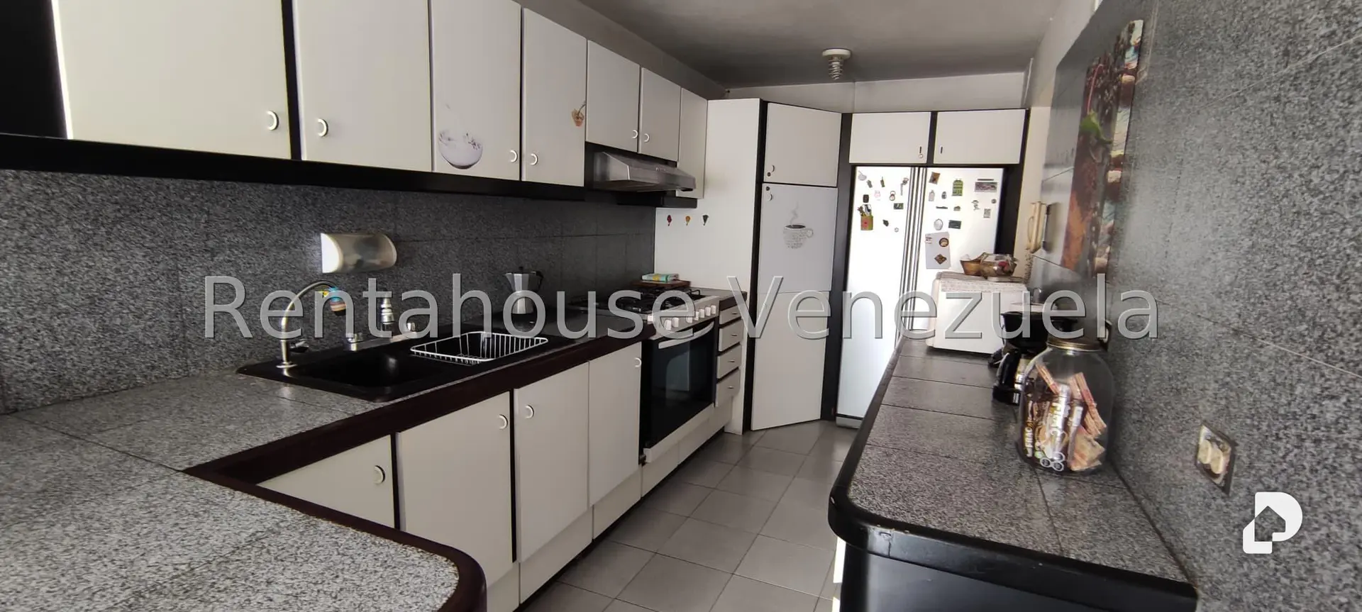 Apartamento en La Urbina, Caracas – 14