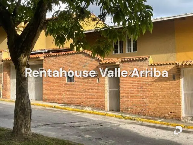 Casa en La Lagunita Country Club, Caracas – 2