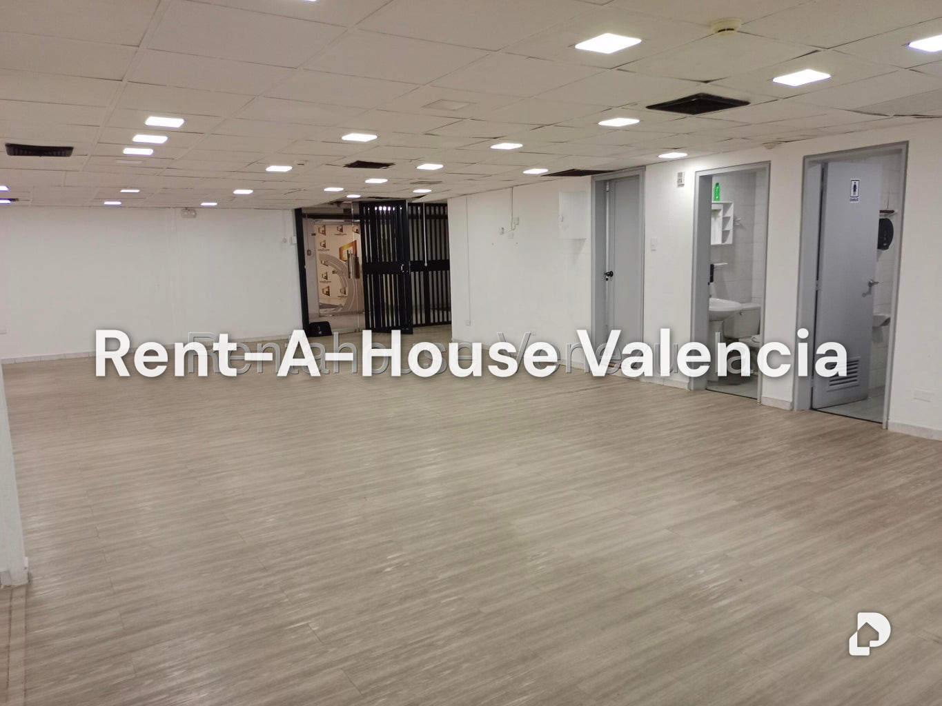 Local comercial en Prebo I, Valencia – 3
