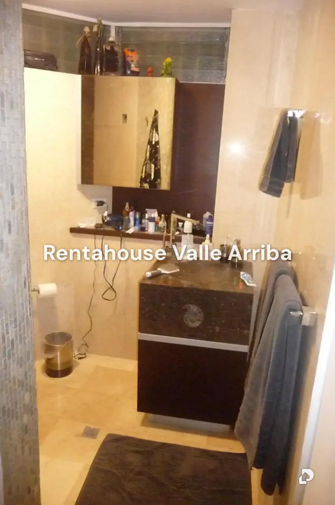 Apartamento en Los Palos Grandes, Caracas – 26