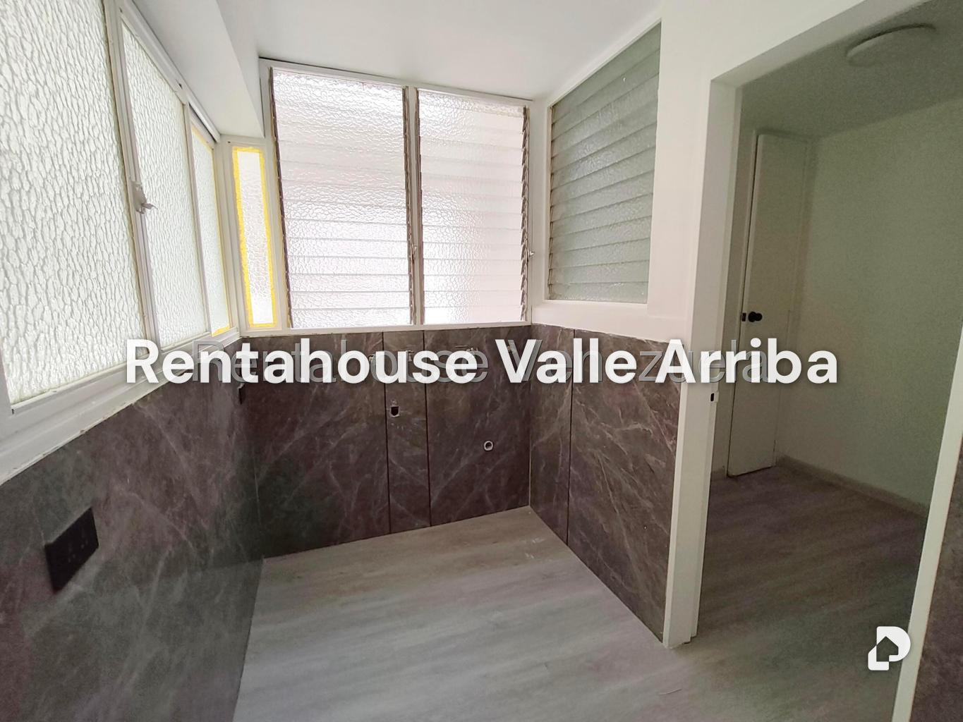 Apartamento en Santa Fe Sur, Caracas – 13