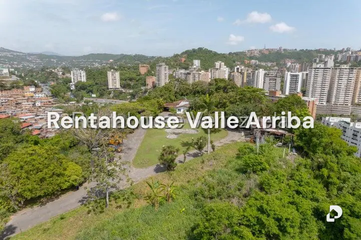 Land in Santa Inés, Caracas – 2