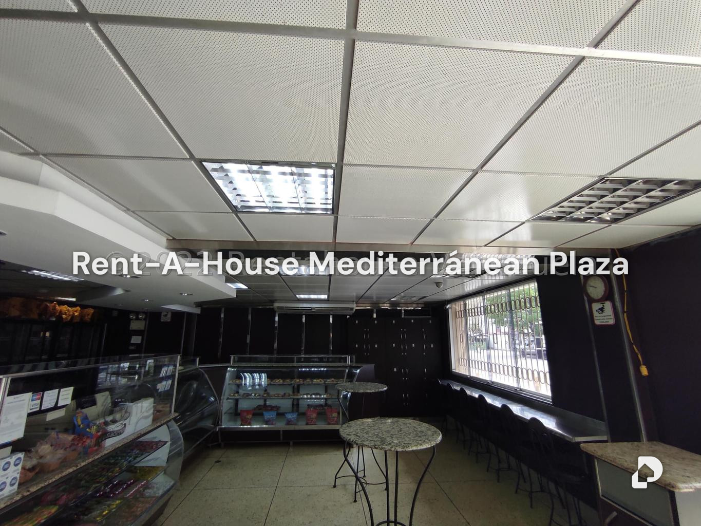 Local comercial en Parque Valencia, Valencia – 19