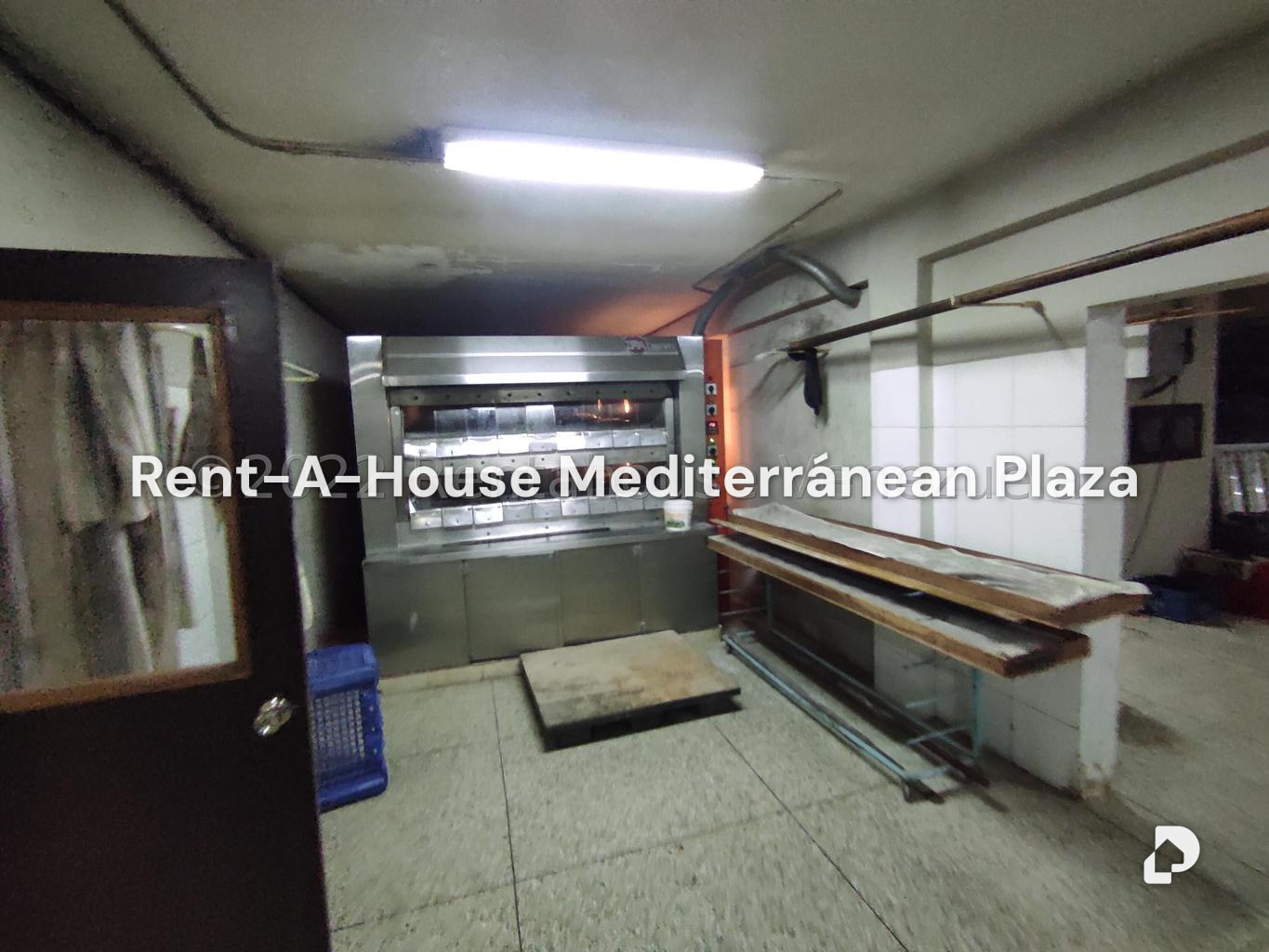 Local comercial en Parque Valencia, Valencia – 71