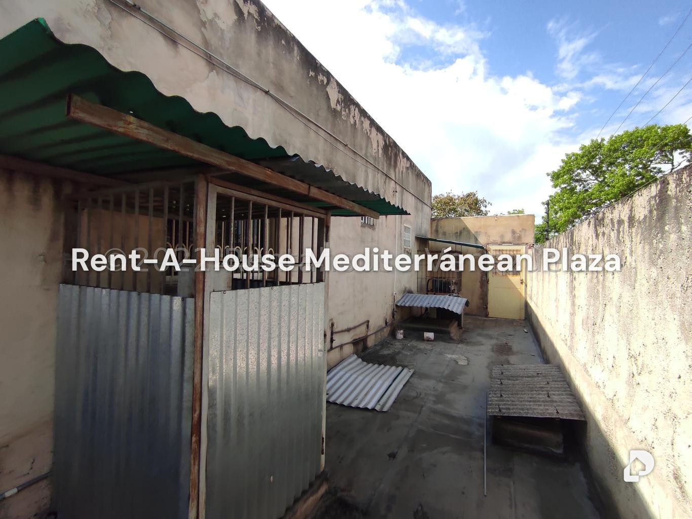 Local comercial en Parque Valencia, Valencia – 144