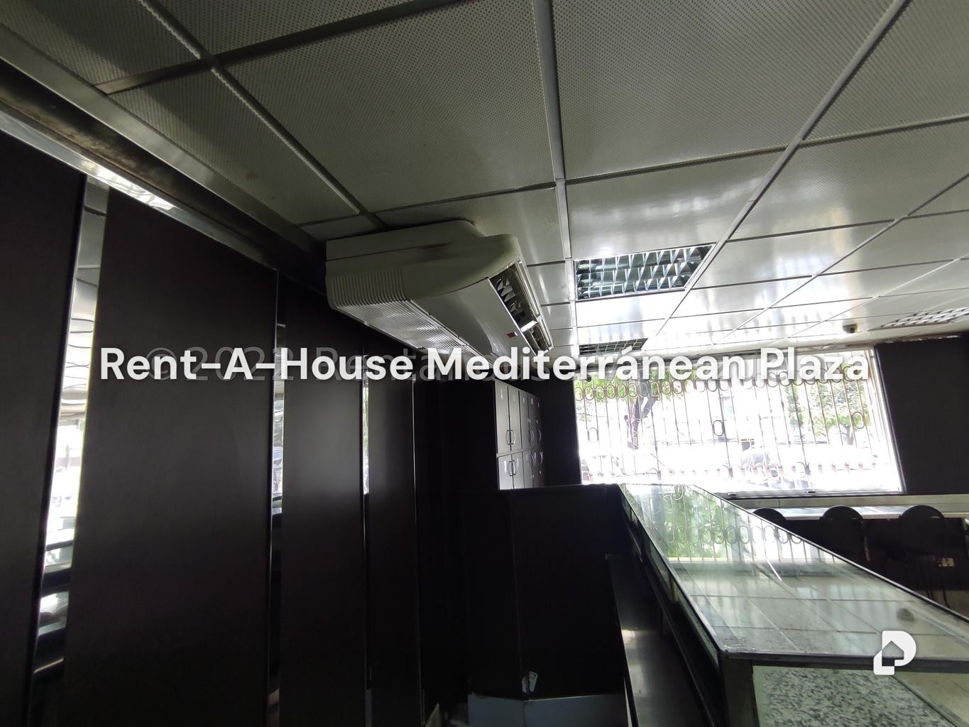Local comercial en Parque Valencia, Valencia – 35