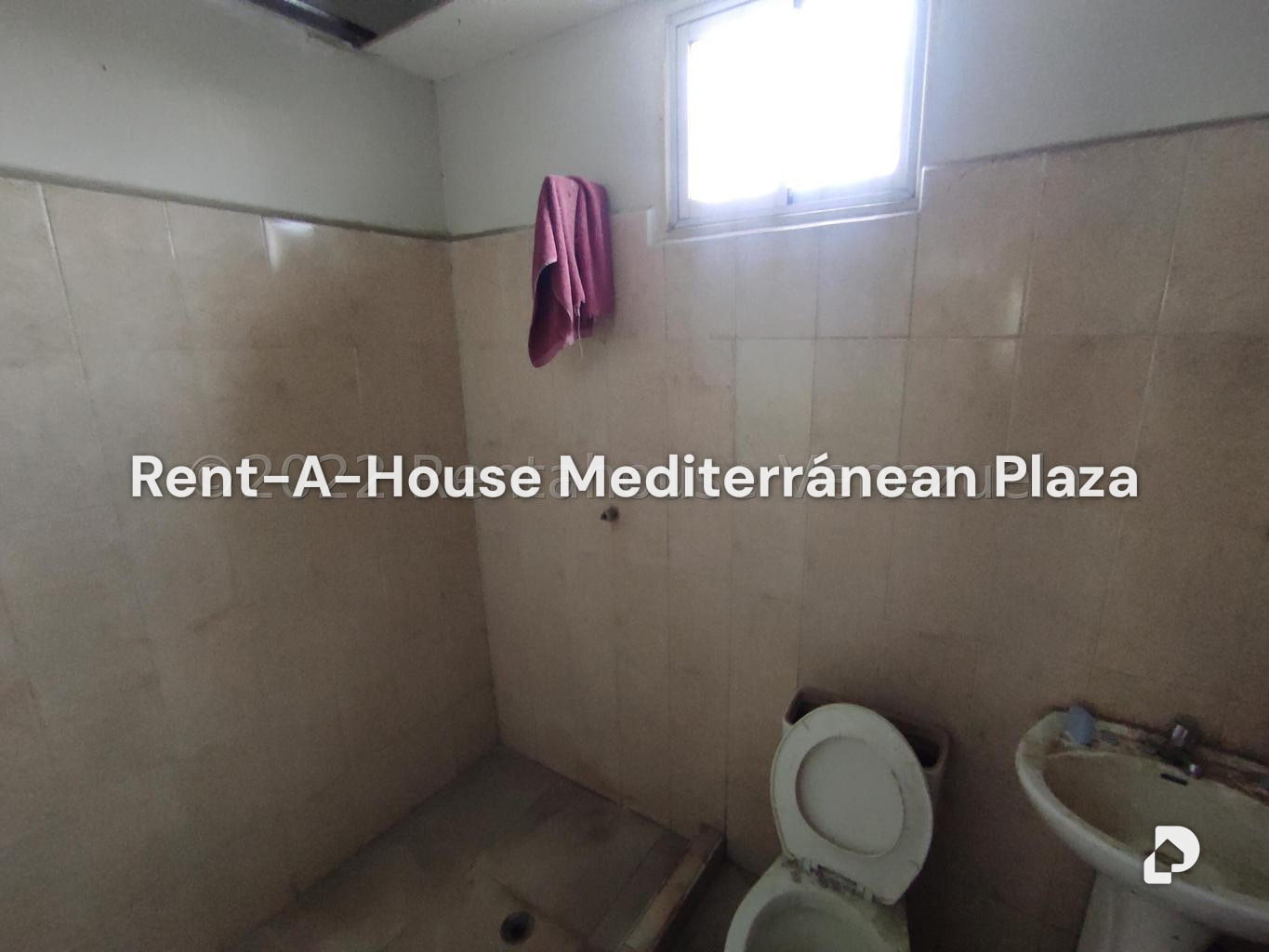 Local comercial en Parque Valencia, Valencia – 105
