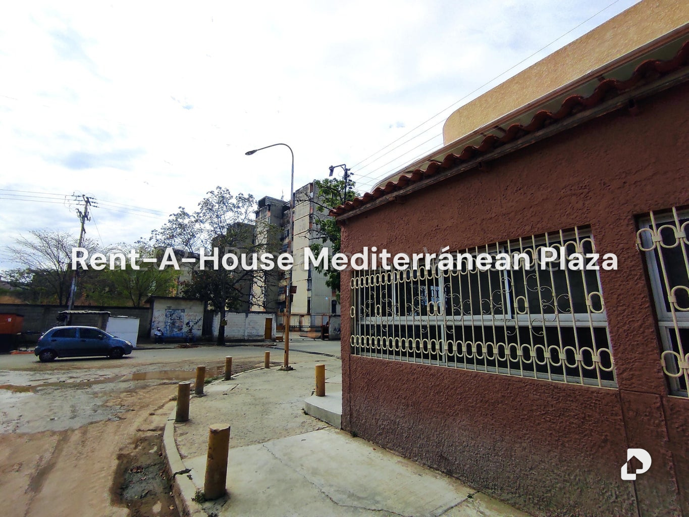 Local comercial en Parque Valencia, Valencia – 203