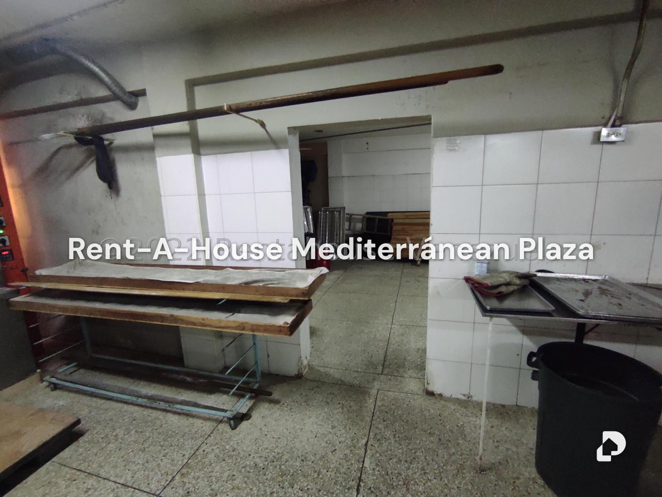 Local comercial en Parque Valencia, Valencia – 46