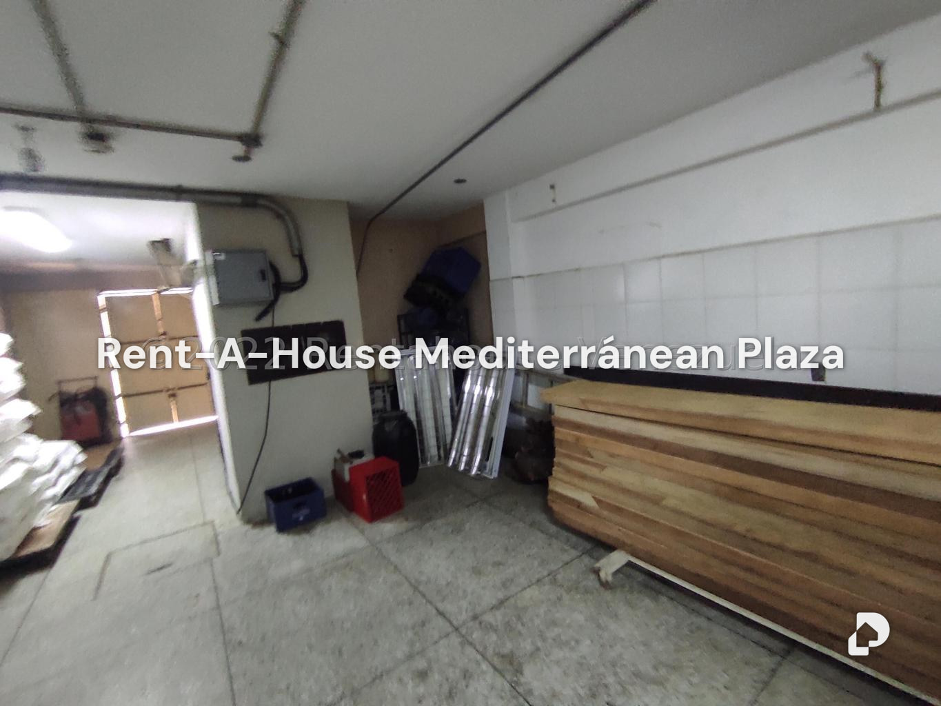Local comercial en Parque Valencia, Valencia – 83