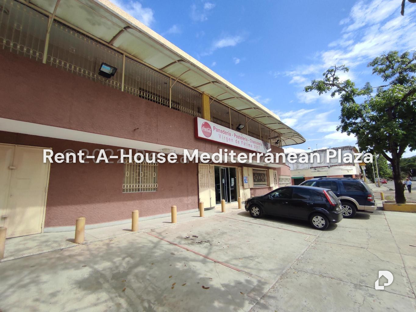 Local comercial en Parque Valencia, Valencia – 182
