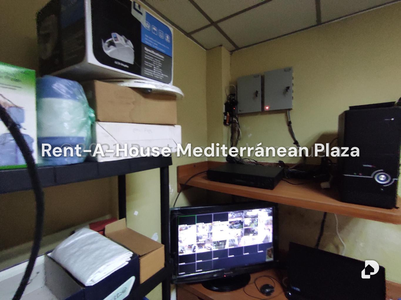 Local comercial en Parque Valencia, Valencia – 95