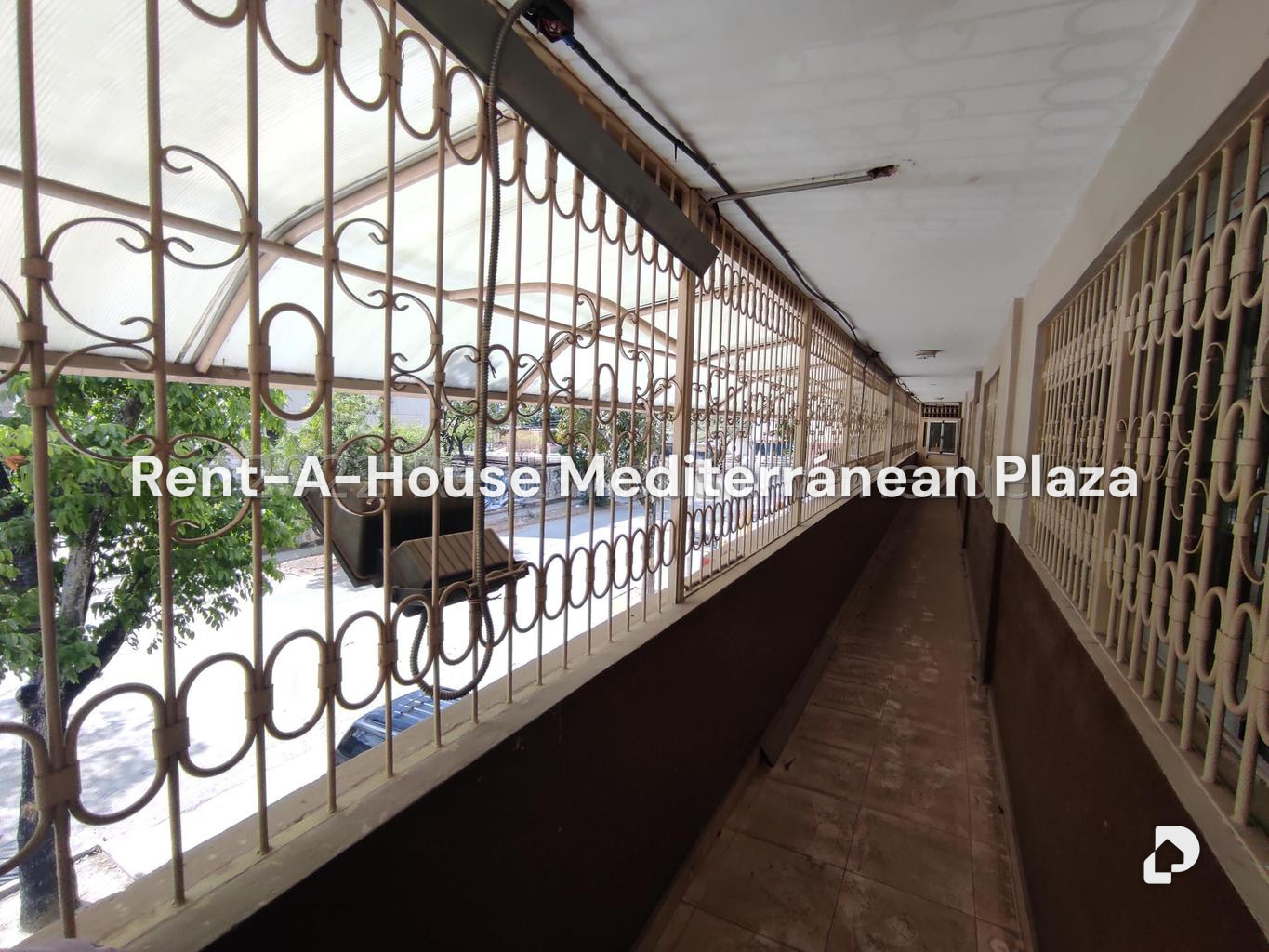 Local comercial en Parque Valencia, Valencia – 139