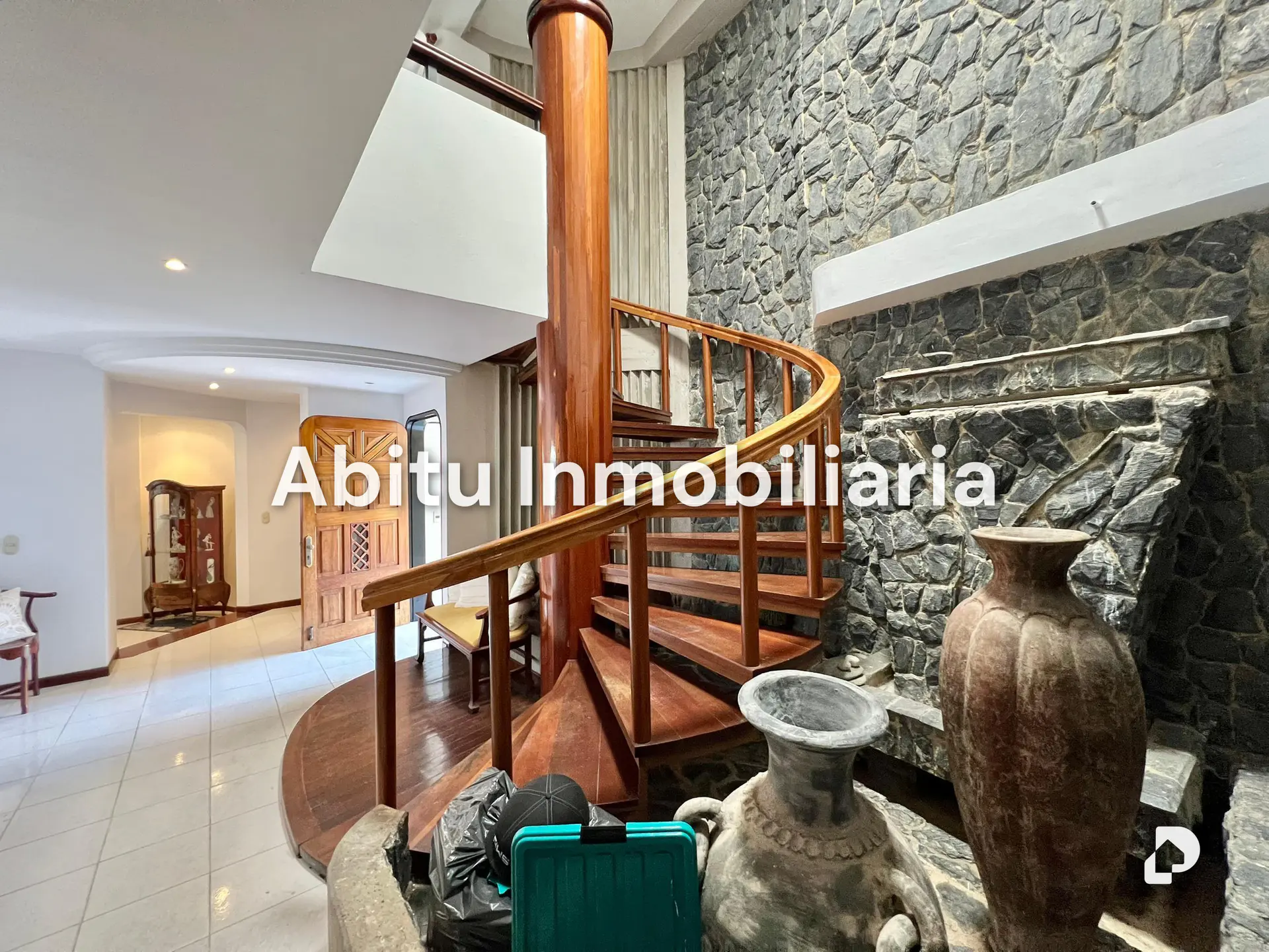 Casa en Cerro Verde, Caracas – 10