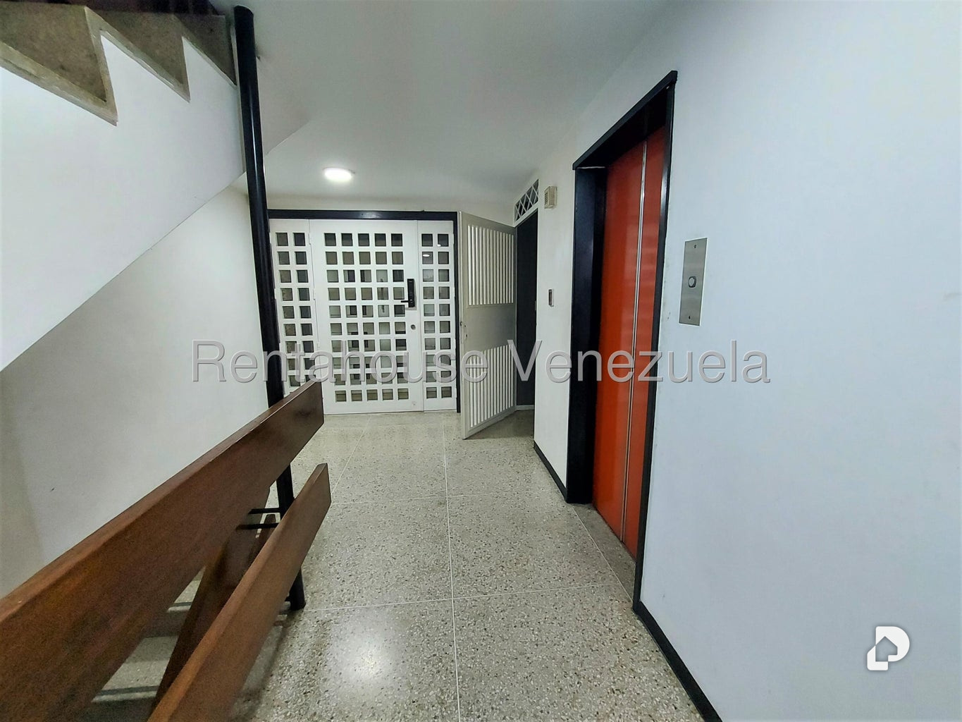 Apartamento en Altamira, Caracas – 28