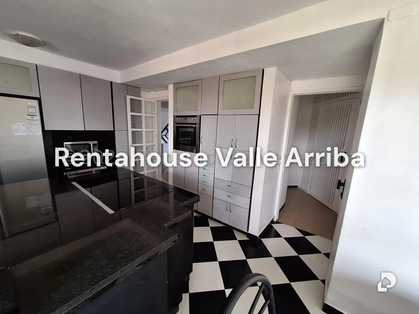Apartamento en Los Naranjos (del Cafetal), Caracas – 13