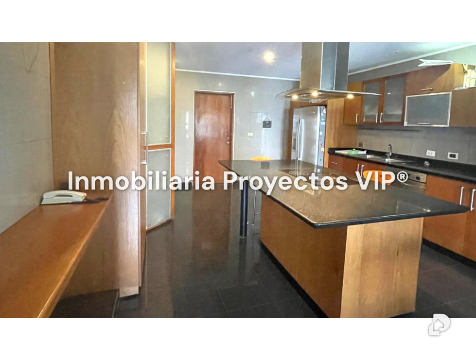 Casa en La Lagunita, Caracas – 2