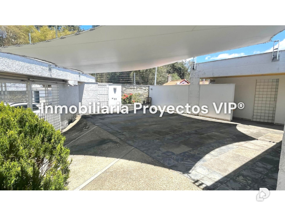 Casa en La Lagunita, Caracas – 8