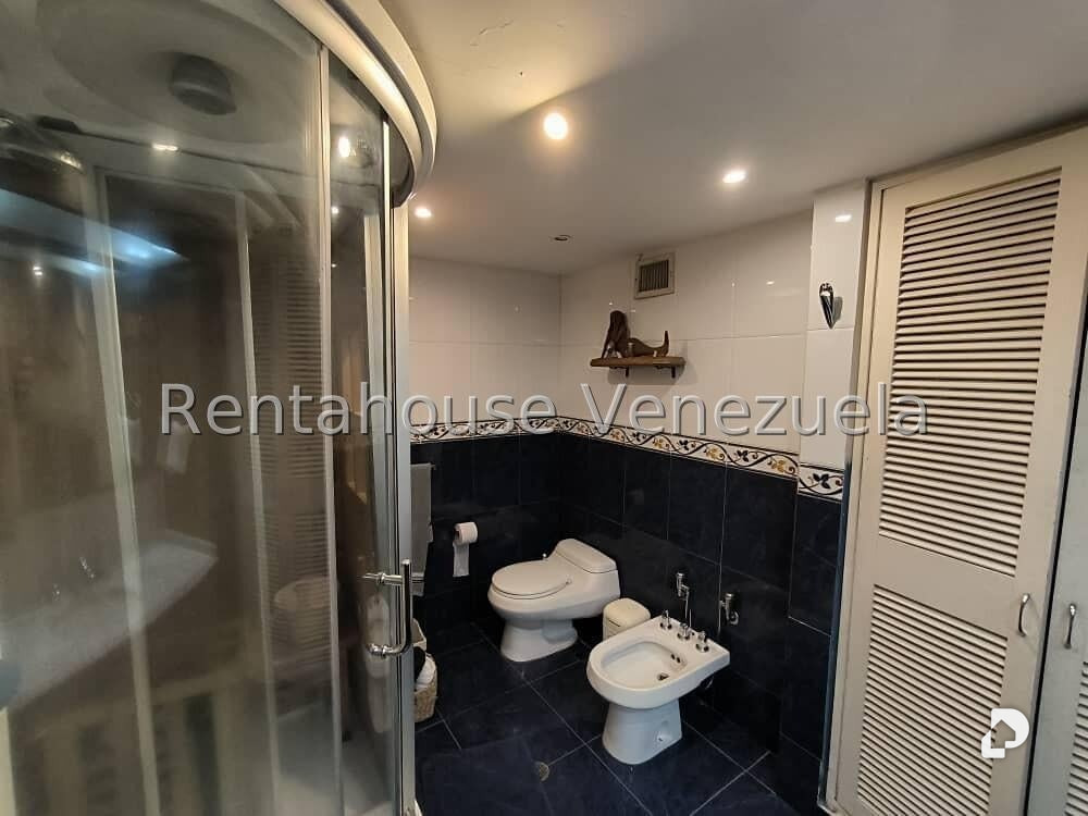 Apartamento en Altamira, Caracas – 11