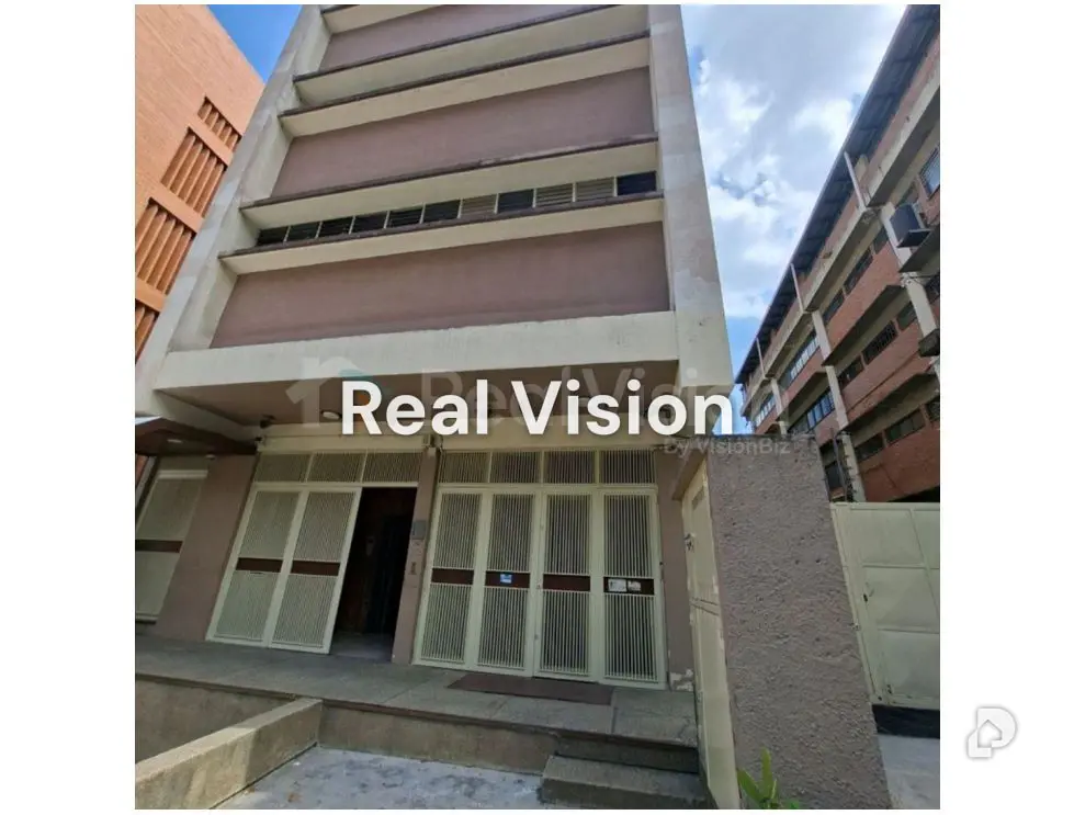 Local comercial en La Urbina, Caracas – 1