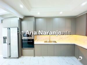 House in Prados del Este, Caracas – 21