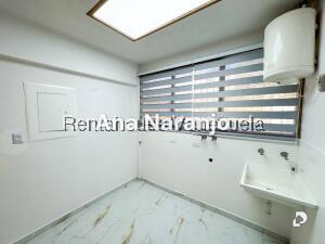 House in Prados del Este, Caracas – 26