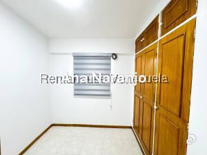 House in Prados del Este, Caracas – 29