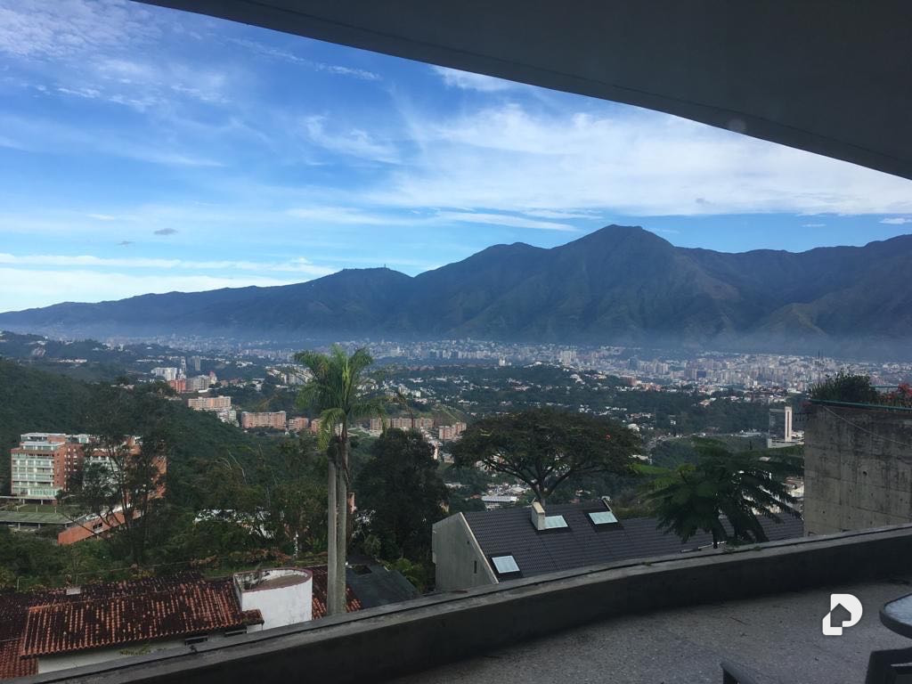 Terreno en Alto Hatillo, Caracas – 1